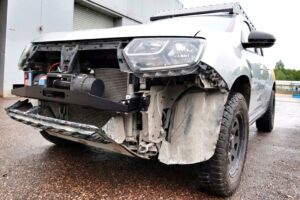 Płyta pod wyciągarkę Dacia Duster II
