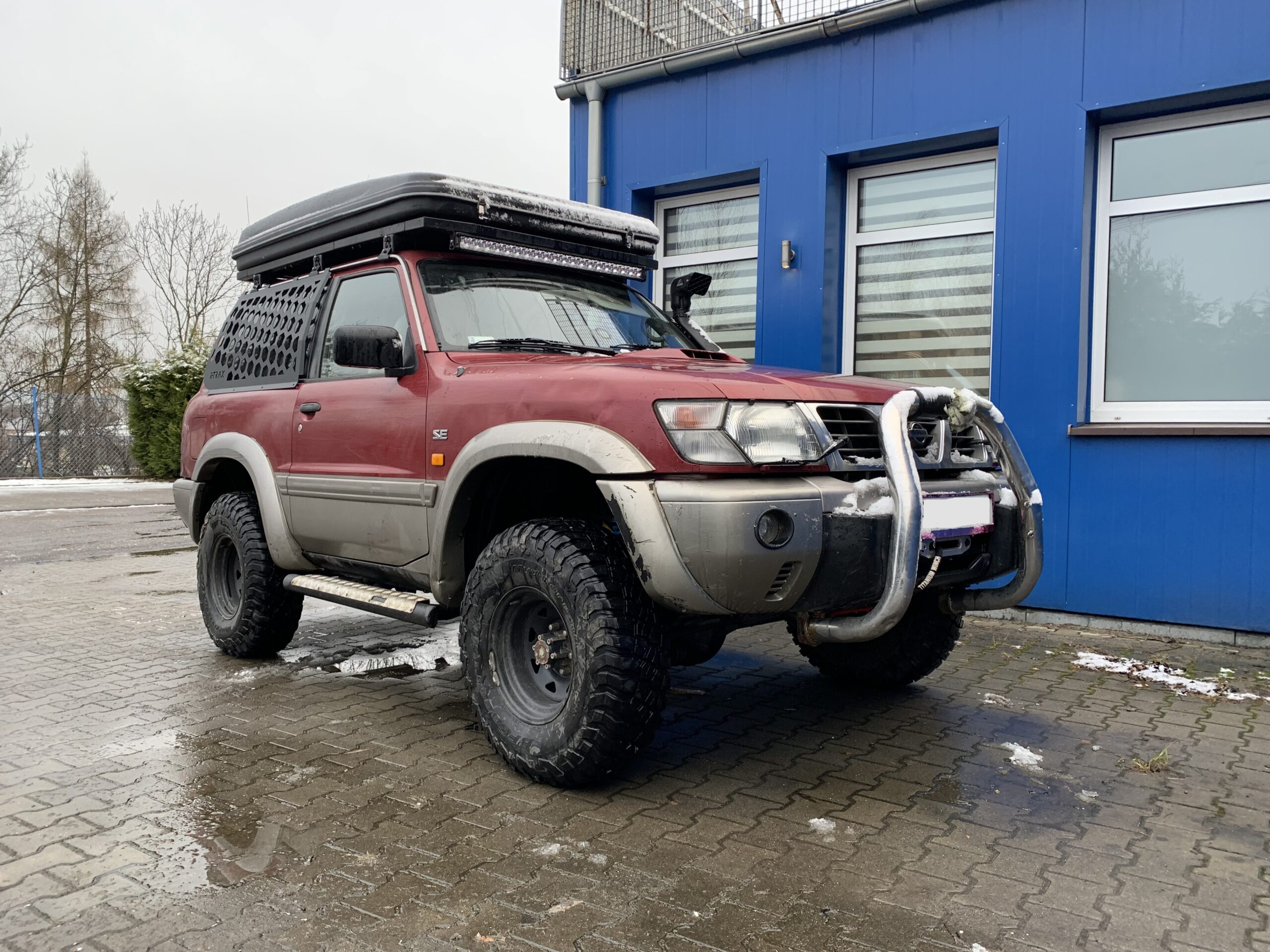 Osłona szyb tylnych R-Trax Nissan Patrol Y61 short