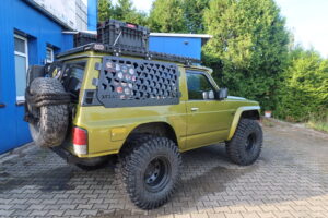 Osłony szyb tylnych Nissan Patrol Y60 short